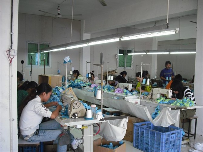 工廠(chǎng)設(shè)備展示